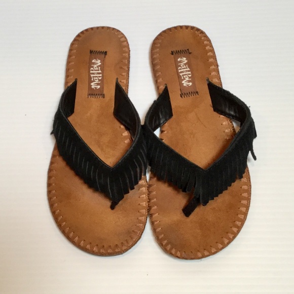 fringe flip flops